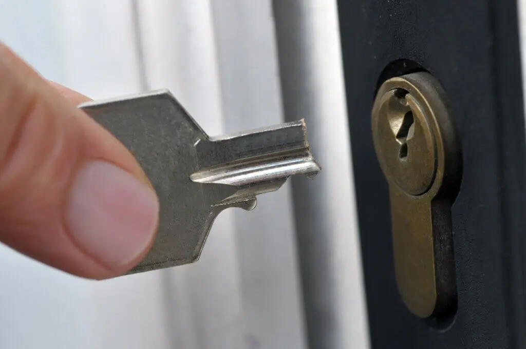 Broken key in euro cylinder lock Belfast - demonstration of key extraction and lock replacement service for landlords